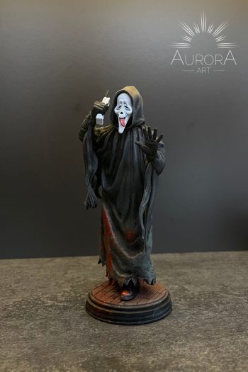 Ghostface Figür – El Boyama 3D Scream Koleksiyon Heykeli | Manyetik 3 Maske + 2 Kol Seçeneği